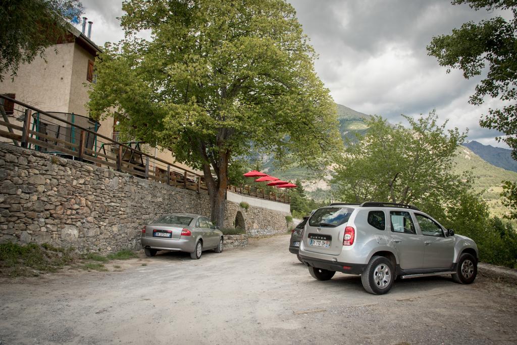 Chalet Les Moineaux Chambres D'Hotes Jausiers Exteriör bild